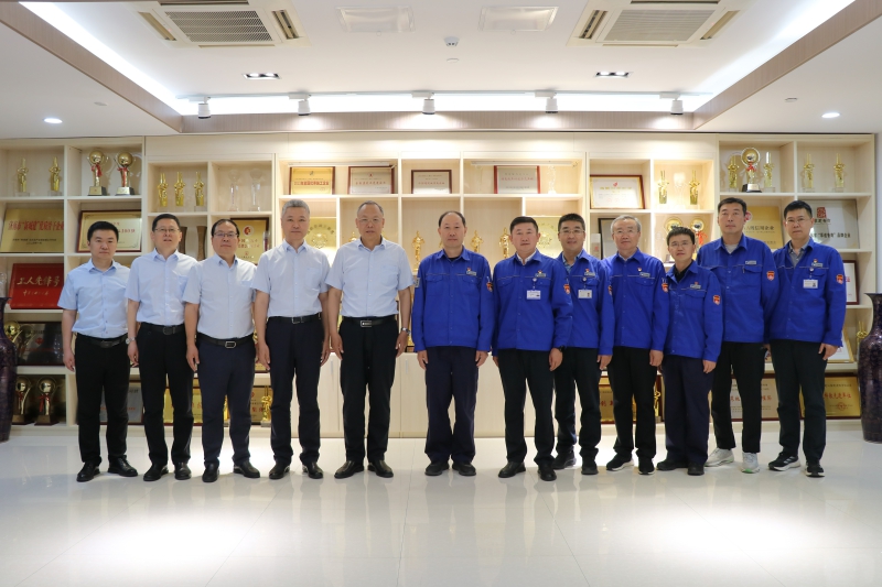 山東海化集團(tuán)客人蒞臨集團(tuán)參觀交流...